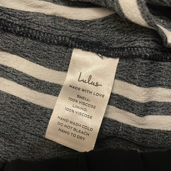 Lulu’s Coastal Living Navy Blue & White Striped Pants Medium - Picture 7 of 10